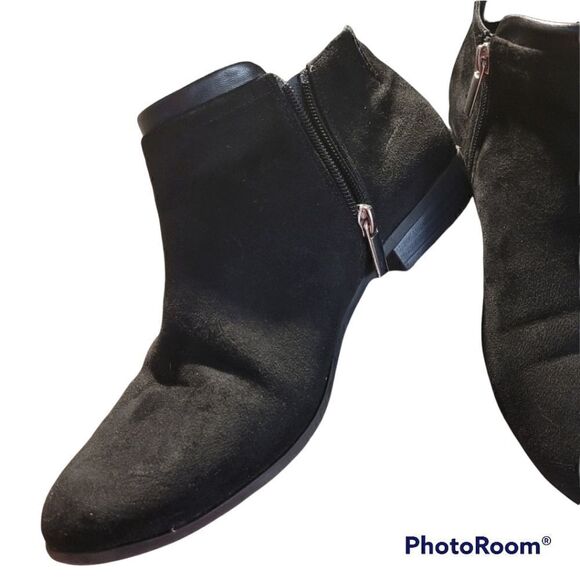 Comfort view black booties  - Picture 5 of 10